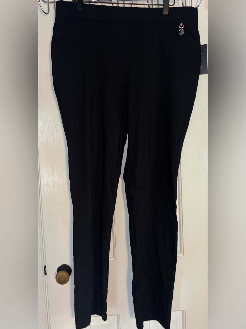 Tommy Hilfiger women's black pull-on ankle pants size 16 NWT